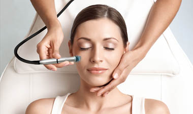 Microdermabrasion with oxygen treatment